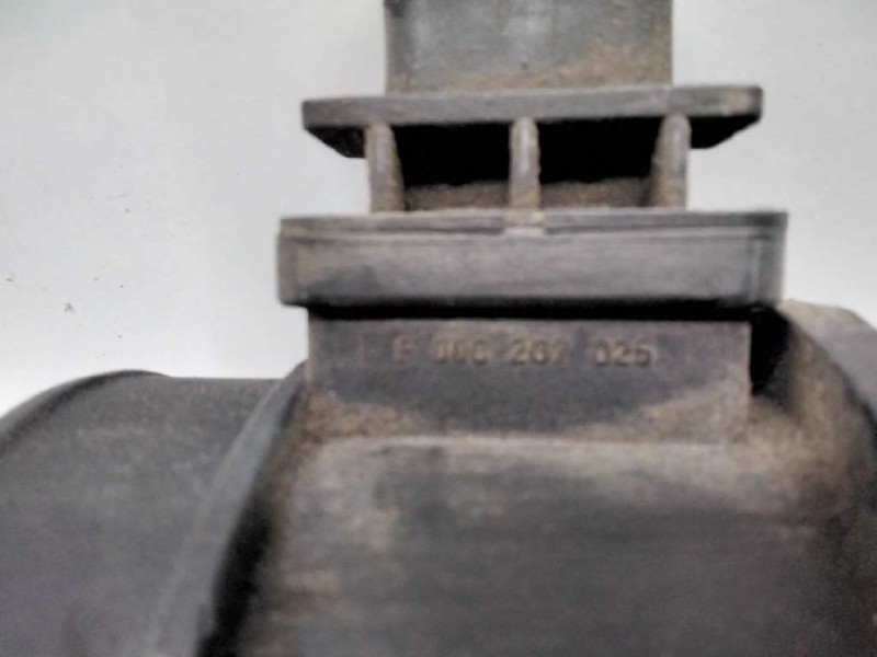 Recambio de caudalimetro para kia sorento 2.5 crdi emotion referencia OEM IAM F00C207025  