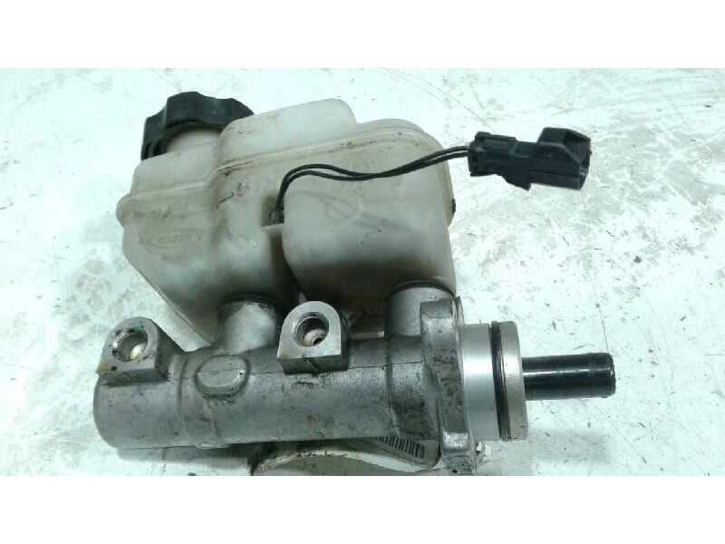 Recambio de bomba freno para kia sorento 2.5 crdi emotion referencia OEM IAM   