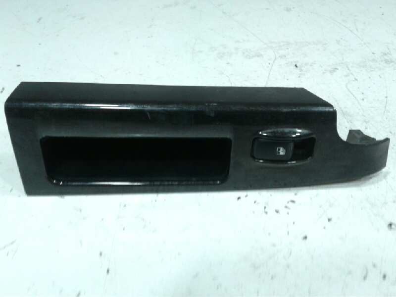 Recambio de mando elevalunas trasero derecho para kia sorento 2.5 crdi emotion referencia OEM IAM   