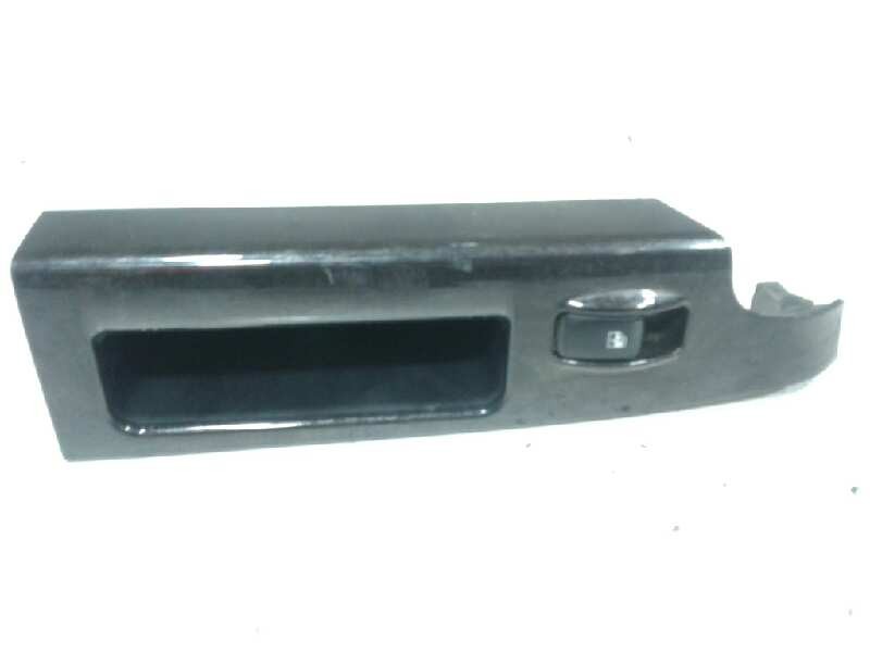 Recambio de mando elevalunas trasero derecho para kia sorento 2.5 crdi emotion referencia OEM IAM   