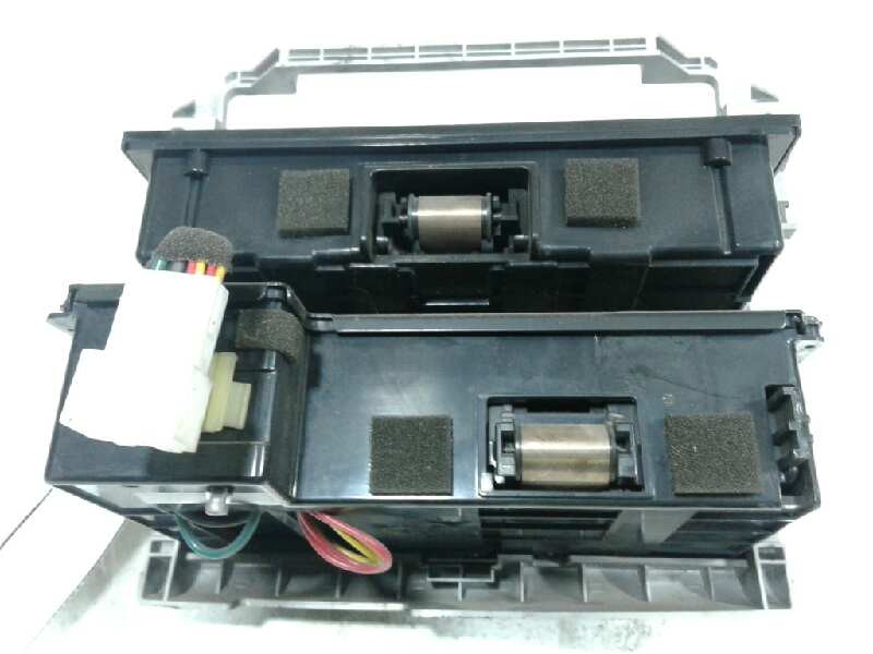 Recambio de cenicero para kia sorento 2.5 crdi emotion referencia OEM IAM 608290F  