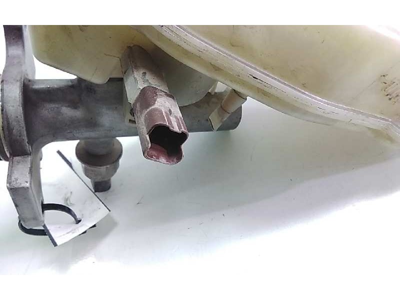 Recambio de bomba freno para peugeot 1007 dolce referencia OEM IAM 32067093  