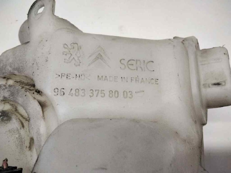Recambio de deposito limpia para peugeot 1007 dolce referencia OEM IAM 964833758003  