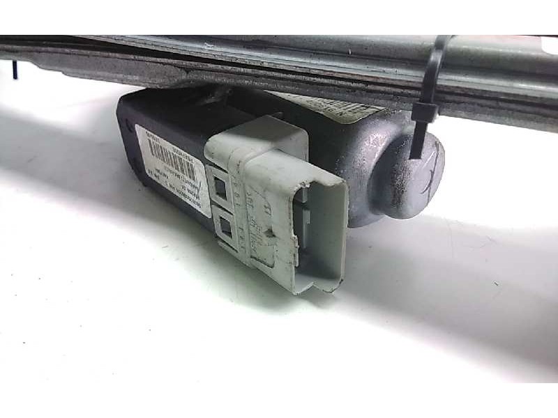 Recambio de elevalunas delantero derecho para peugeot 1007 dolce referencia OEM IAM 503620080206  