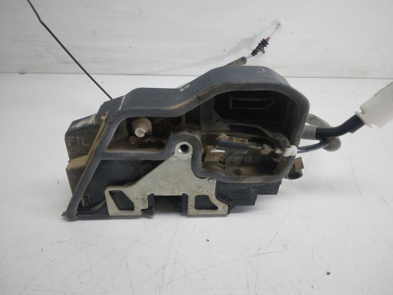 Recambio de cerradura puerta delantera izquierda para bmw x5 (e70) 3.0d referencia OEM IAM   