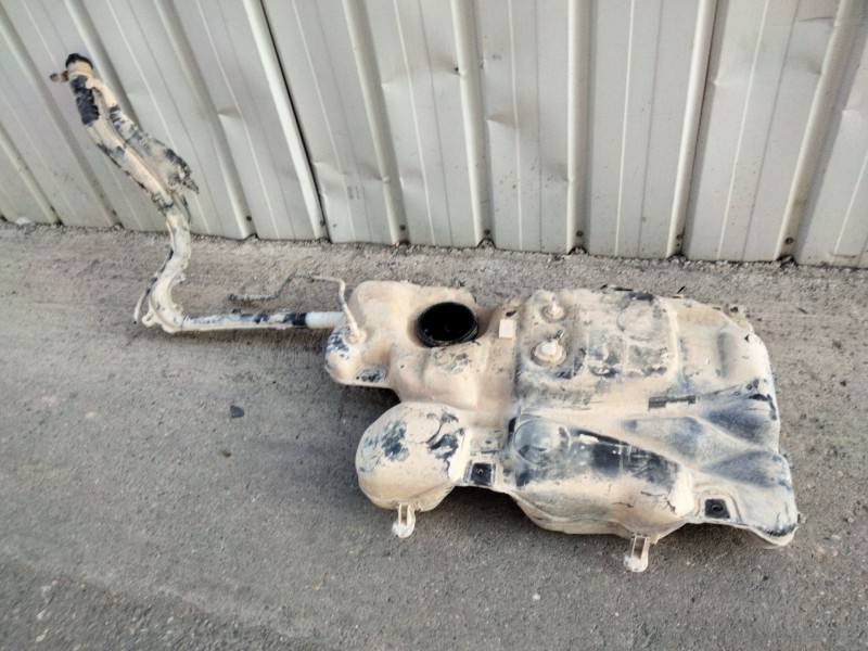 Recambio de deposito combustible para toyota proace referencia OEM IAM   