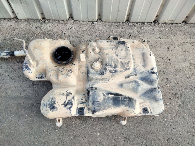 Recambio de deposito combustible para toyota proace referencia OEM IAM   