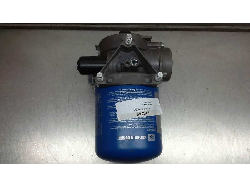 Recambio de filtro secador de aire para renault magnum 480 referencia OEM IAM LA8065  