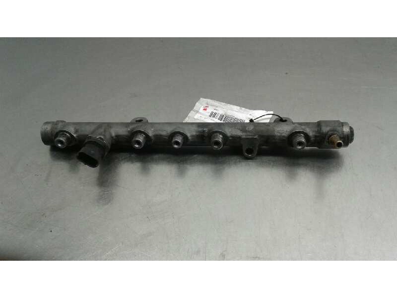 Recambio de rampa inyectora para renault megane ii berlina 5p 1.9 dci diesel referencia OEM IAM 0445214115  