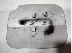 Recambio de tapa exterior combustible para renault clio iii luxe privilege referencia OEM IAM    2
