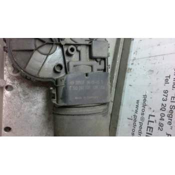 Recambio de motor limpia delantero para renault modus confort dynamique referencia OEM IAM 8200141270  