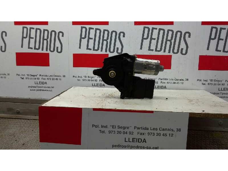 Recambio de motor elevalunas trasero izquierdo para volkswagen passat berlina (3b2) 1.9 tdi referencia OEM IAM  MOTOR ELEVALUNAS