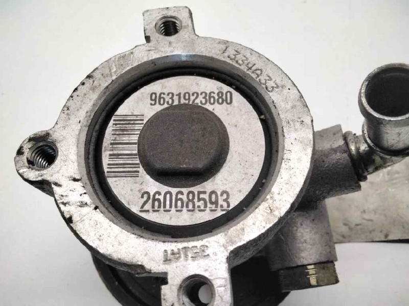 Recambio de bomba servodireccion para peugeot 206 berlina 1.9 diesel referencia OEM IAM 9631923680  
