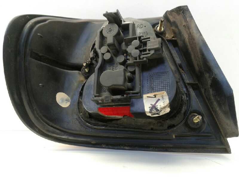 Recambio de piloto trasero derecho para nissan primera berlina (p11) slx referencia OEM IAM 265502F725  