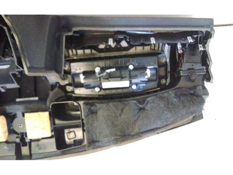 Recambio de salpicadero para mercedes clase clk (w207) coupe 250 cdi blueefficiency (207.303) referencia OEM IAM A2078320045  