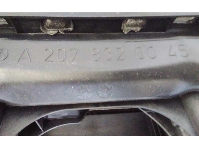 Recambio de salpicadero para mercedes clase clk (w207) coupe 250 cdi blueefficiency (207.303) referencia OEM IAM A2078320045  