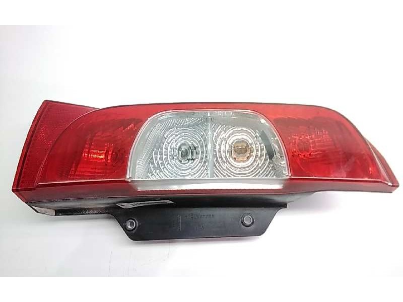 Recambio de piloto trasero izquierdo para fiat fiorino básico referencia OEM IAM 01353206080E  