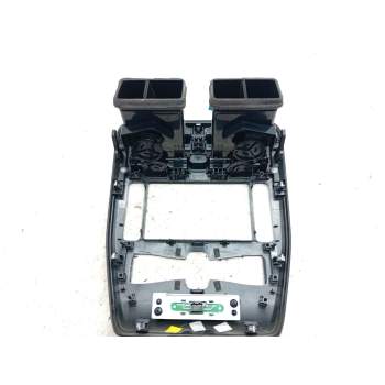 Recambio de aireador central para nissan leaf (ze0) electric referencia OEM IAM 682603NL0A  