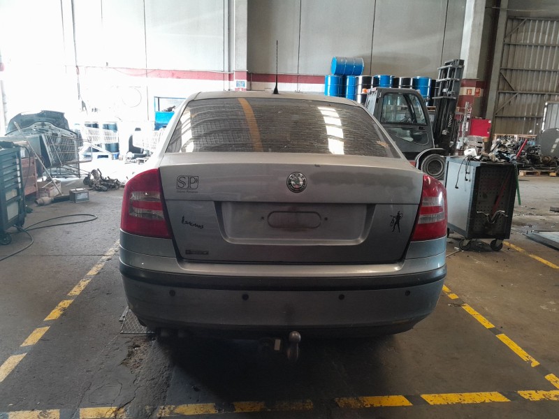 skoda octavia berlina (1z3) del año 2009