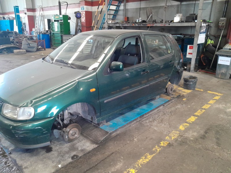 volkswagen polo berlina (6n1) del año 1999