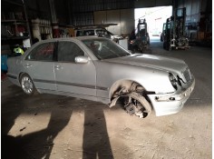 mercedes clase e (w210) berlina diesel del año 1999