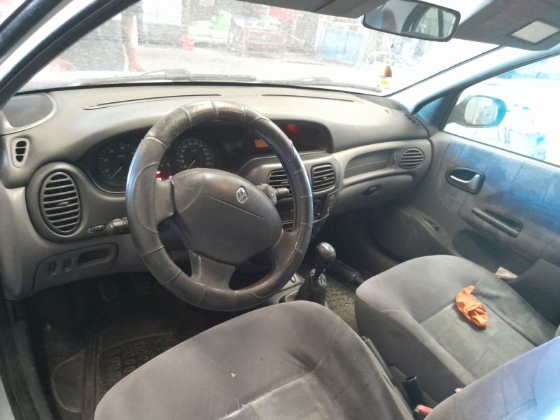 renault megane i fase 2 classic (la..) del año 2000