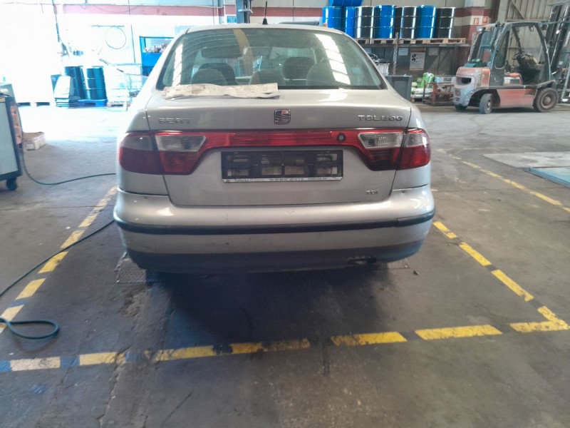 seat toledo (1m2) del año 1999