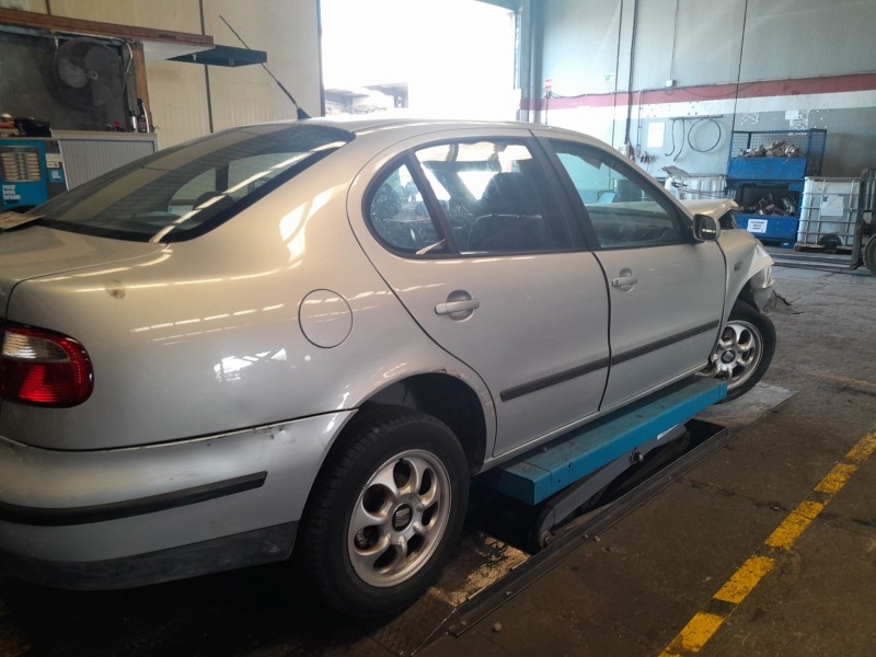 seat toledo (1m2) del año 1999
