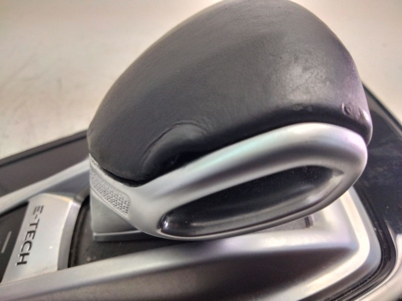 Recambio de palanca cambio para renault arkana e-tech 1.6 hybrid referencia OEM IAM 349031345R  