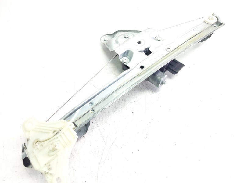 Recambio de elevalunas delantero derecho para renault arkana e-tech 1.6 hybrid referencia OEM IAM 807206412R  