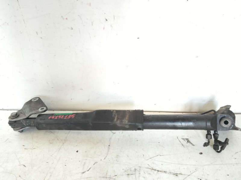 Recambio de pistón abatimiento cabina para renault premium lander fg 6x2 corto referencia OEM IAM   