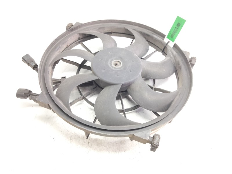 Recambio de electroventilador para hyundai i20 classic referencia OEM IAM 253001305A  