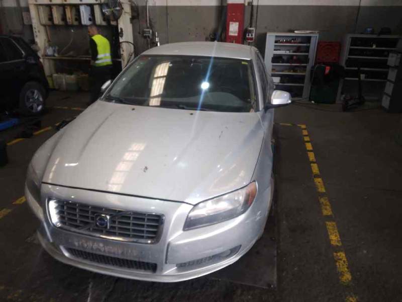 volvo s80 berlina del año 2007