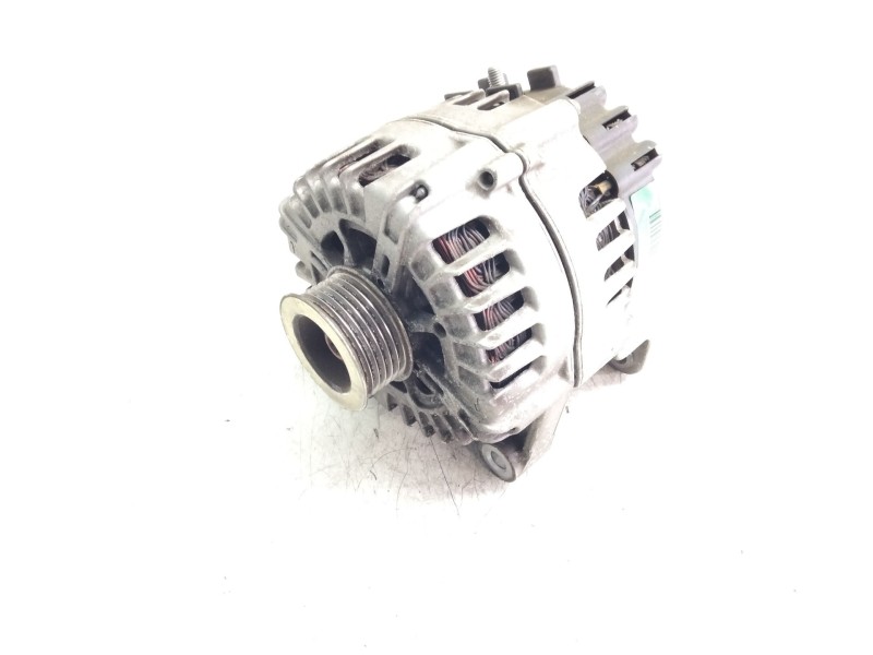 Recambio de alternador para bmw serie 1 berlina (e81/e87) 116d referencia OEM IAM 7802261AI06  
