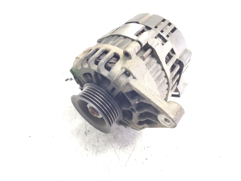 Recambio de alternador para hyundai i20 classic referencia OEM IAM 3730003100  