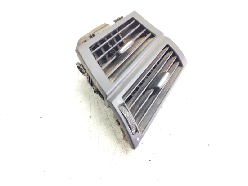 Recambio de aireador derecho para bmw x5 (e70) 3.0d referencia OEM IAM 716180404  