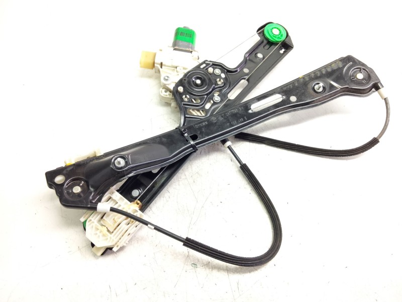 Recambio de elevalunas delantero derecho para bmw serie 1 berlina (e81/e87) 116d referencia OEM IAM 7067796S  