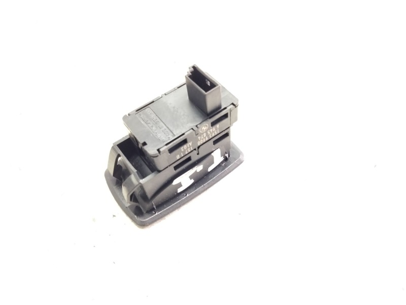 Recambio de mando elevalunas trasero izquierdo para bmw serie 1 berlina (e81/e87) 116d referencia OEM IAM 6945874  