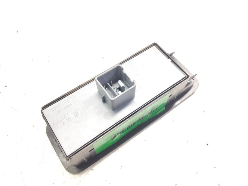 Recambio de mando elevalunas delantero izquierdo para skoda yeti referencia OEM IAM   