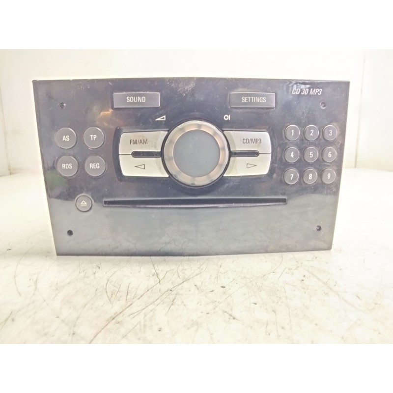 Recambio de sistema audio / radio cd para opel corsa d catch me referencia OEM IAM 13257029  