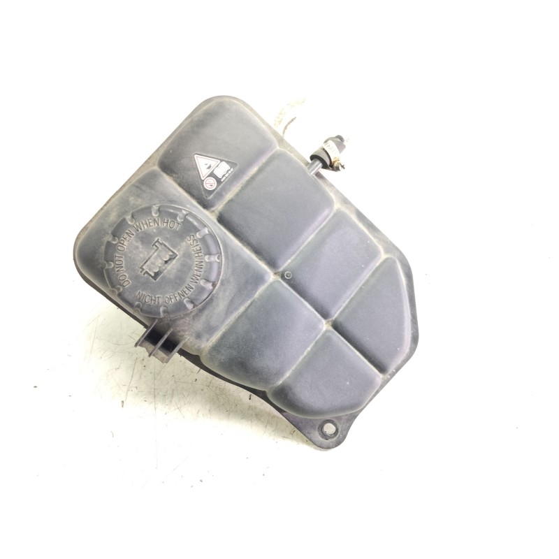 Recambio de deposito de agua para mercedes clase clc (cl203) clc 220 cdi (la) (203.708) referencia OEM IAM 2035000049  