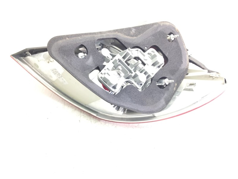 Recambio de piloto trasero izquierdo para mercedes clase clc (cl203) clc 220 cdi (la) (203.708) referencia OEM IAM A2038204764  