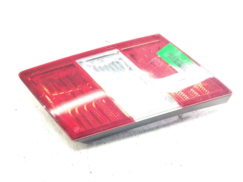 Recambio de piloto trasero derecho porton para mercedes clase clc (cl203) clc 220 cdi (la) (203.708) referencia OEM IAM A2038205