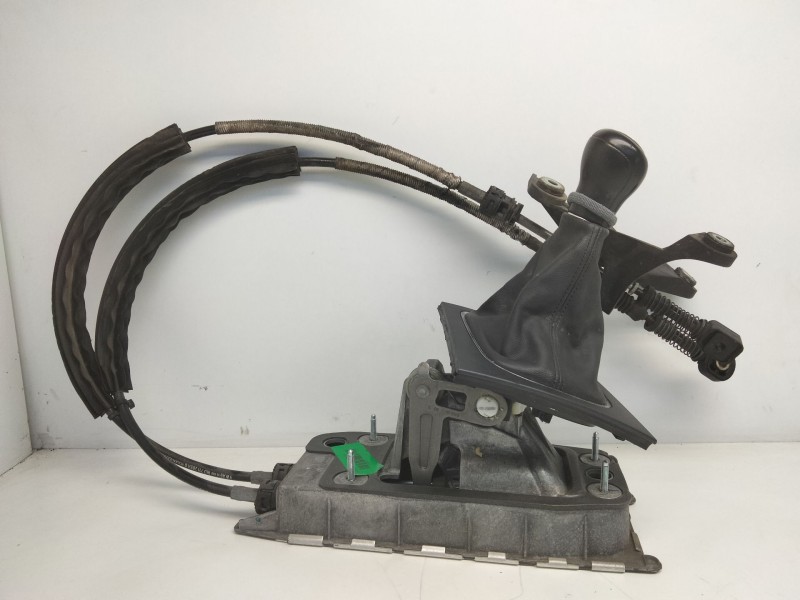 Recambio de palanca cambio para audi a3 (8p) 1.6 tdi ambiente referencia OEM IAM 1k0711049CG  
