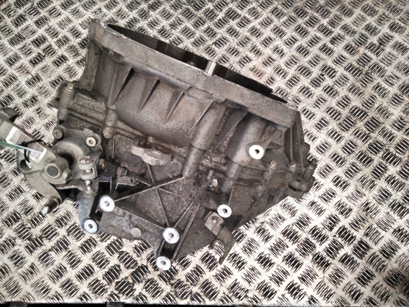 Recambio de caja cambios para mini mini (r56) one referencia OEM IAM 0691899ADO  