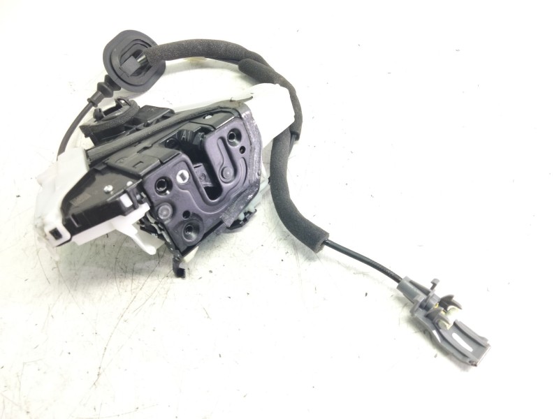 Recambio de cerradura puerta delantera derecha para renault arkana e-tech 1.6 hybrid referencia OEM IAM 805029736R  