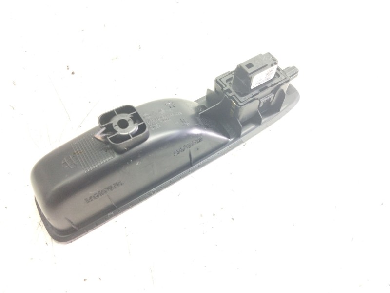 Recambio de mando elevalunas trasero izquierdo para renault arkana e-tech 1.6 hybrid referencia OEM IAM   