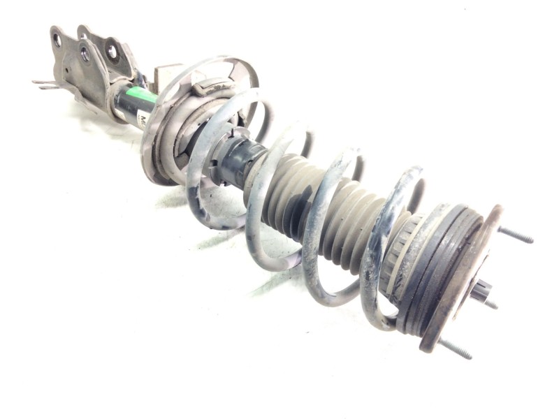 Recambio de amortiguador delantero derecho para mazda cx-5 2.0 cat referencia OEM IAM 70219715  