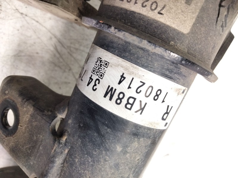 Recambio de amortiguador delantero derecho para mazda cx-5 2.0 cat referencia OEM IAM 70219715  