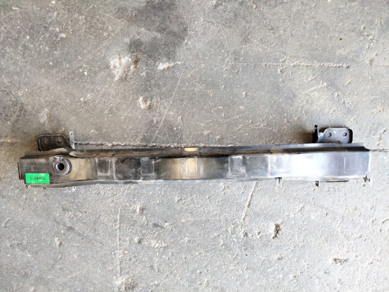 Recambio de refuerzo paragolpes delantero para skoda yeti referencia OEM IAM   